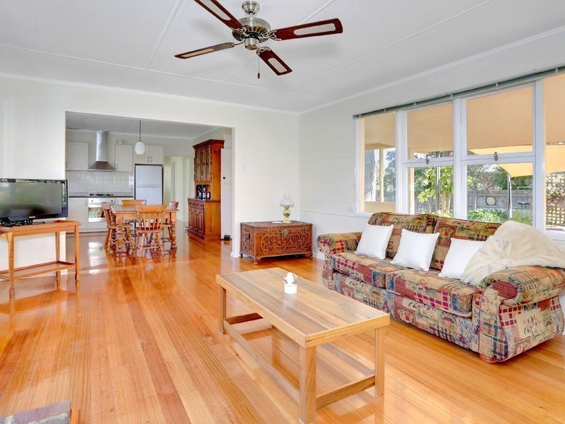 23 Woyna Avenue, Rosebud West VIC 3940