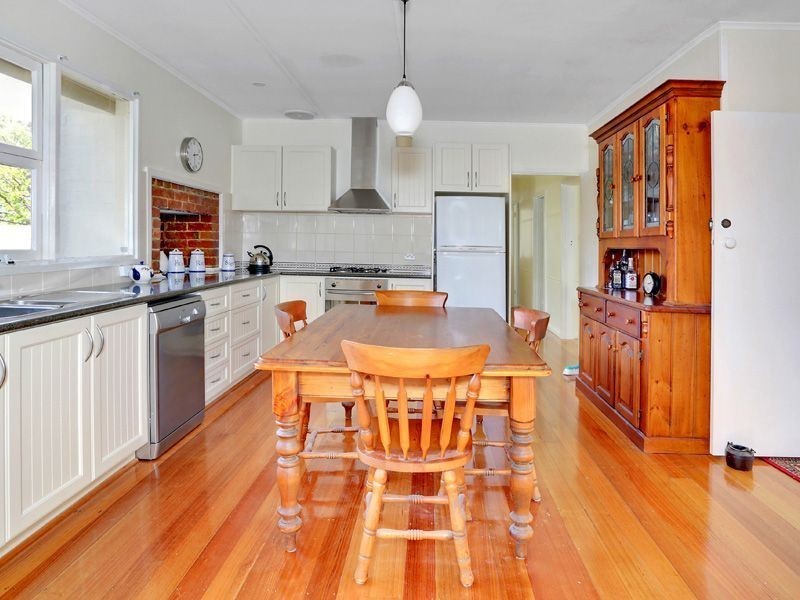 23 Woyna Avenue, Rosebud West VIC 3940