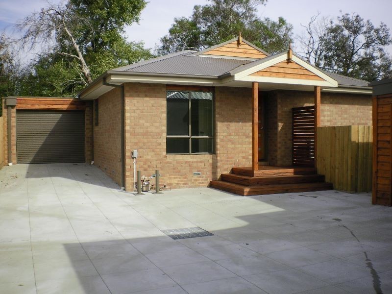 3/4 Leon Avenue, Rosebud VIC 3939