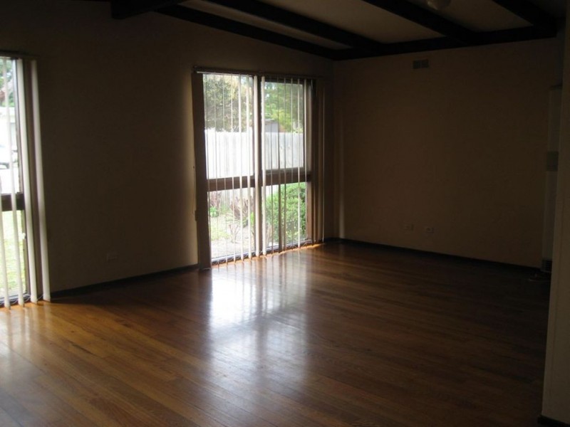 68 Cootamundra Avenue, Rosebud West VIC 3940