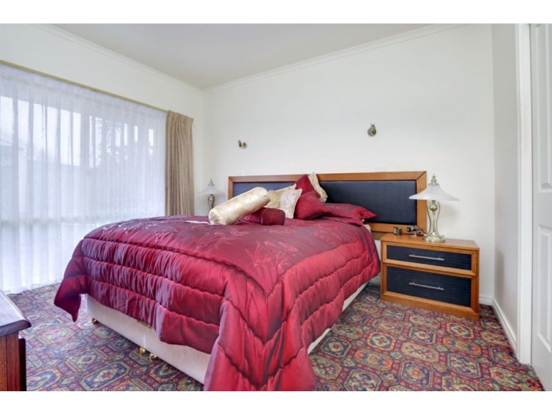 321 Dromana Parade, Safety Beach VIC 3936