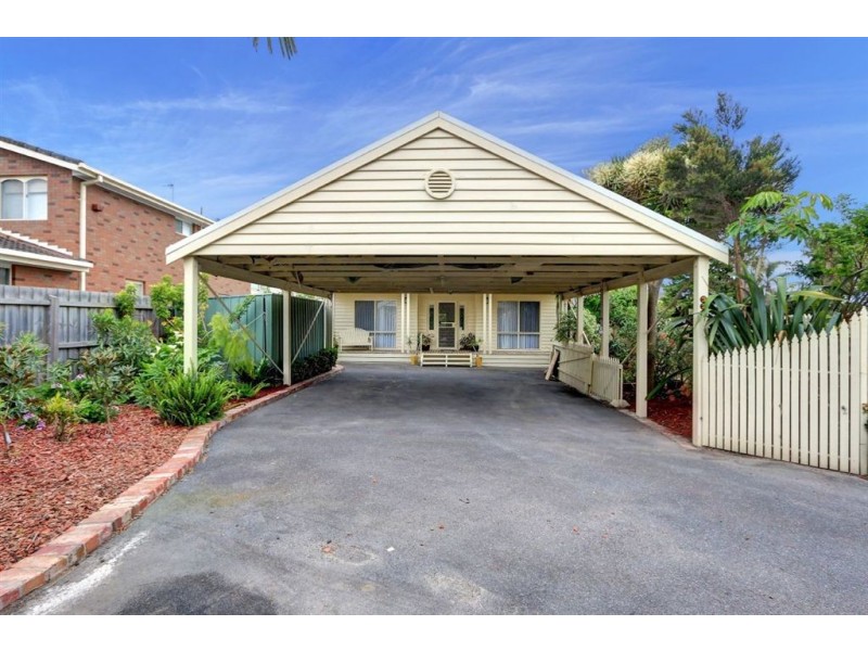 321 Dromana Parade, Safety Beach VIC 3936