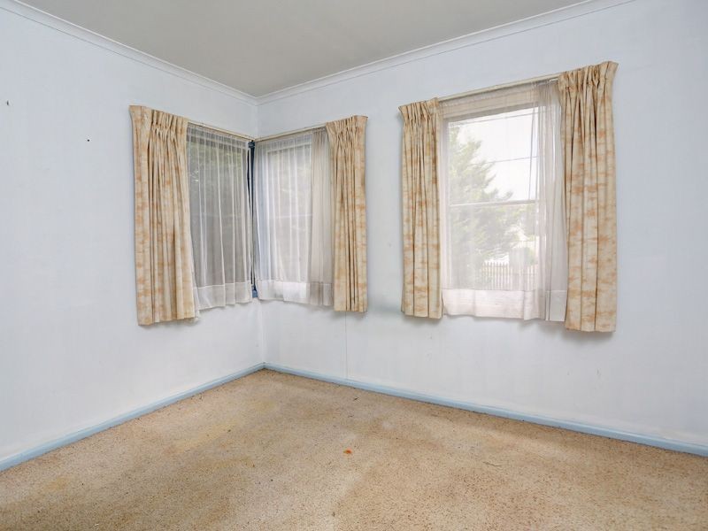 76 Broadway, Rosebud West VIC 3940