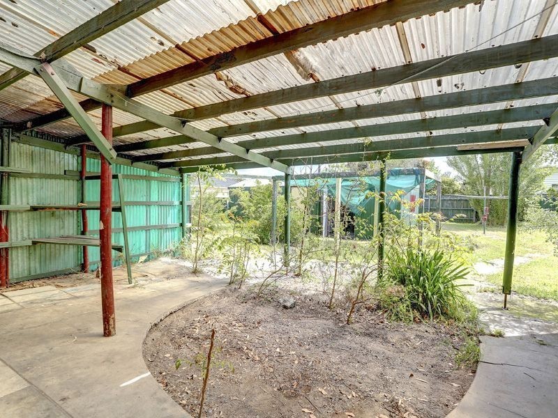 76 Broadway, Rosebud West VIC 3940