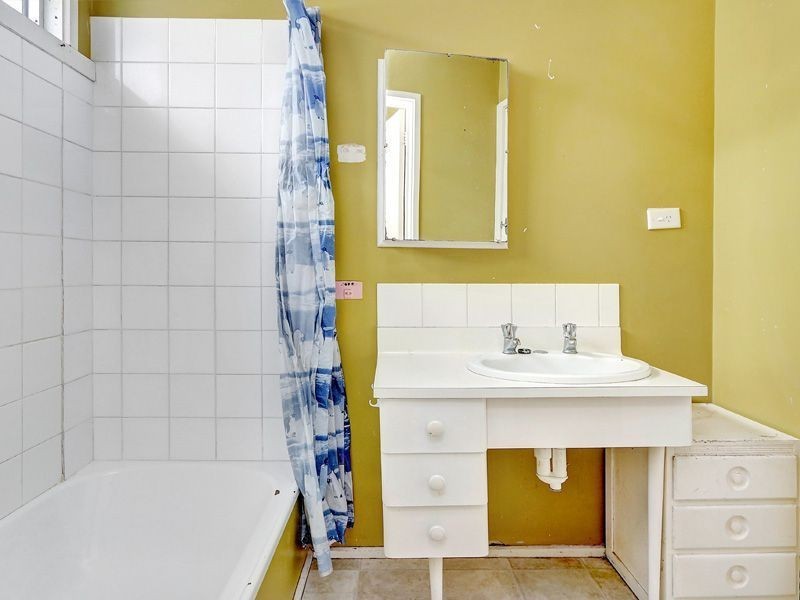 169 Eighth Avenue, Rosebud VIC 3939