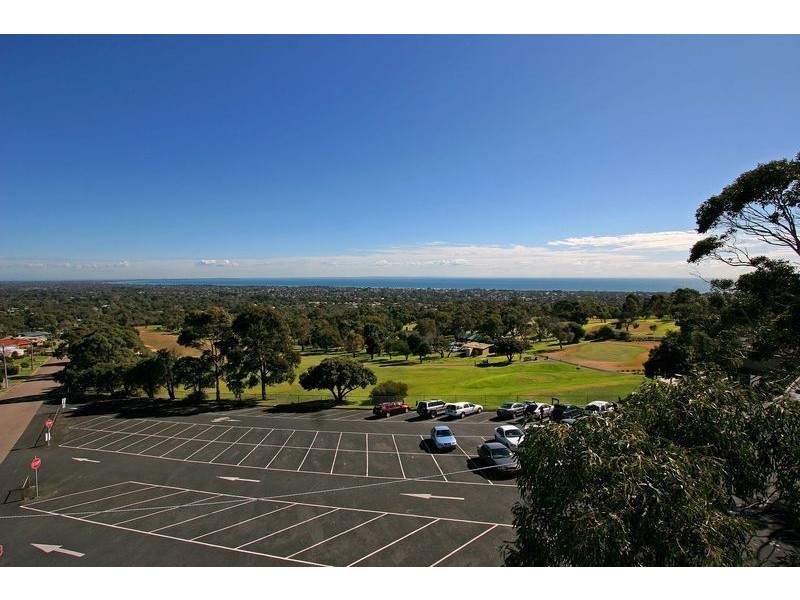 15 Crest Drive, Rosebud VIC 3939