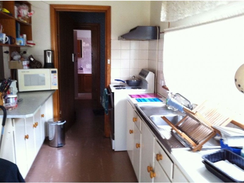 126 Jetty Road, Rosebud VIC 3939