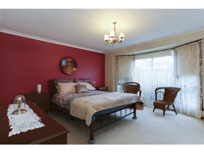 45 Nixon Street, Rosebud VIC 3939