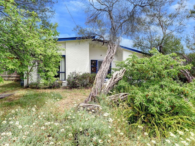 26 Chatfield Avenue, Rosebud West VIC 3940