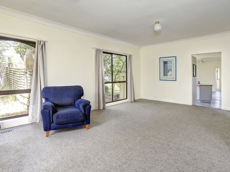 26 Chatfield Avenue, Rosebud West VIC 3940