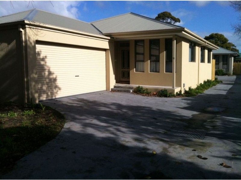 1/10 Kennington Road, Rosebud VIC 3939