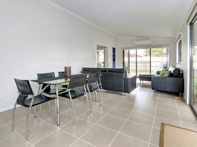 26 Sixth Avenue, Rosebud VIC 3939