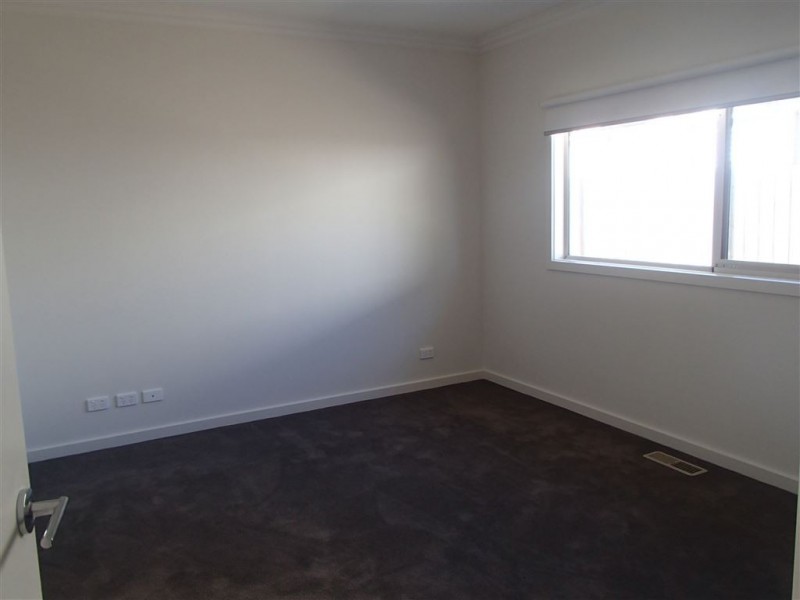 2/59 Bayview Avenue, Rosebud VIC 3939