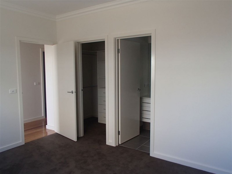 2/59 Bayview Avenue, Rosebud VIC 3939