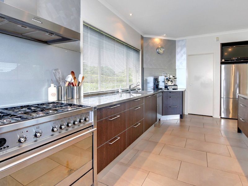 20 Lockhart Drive, Rosebud VIC 3939