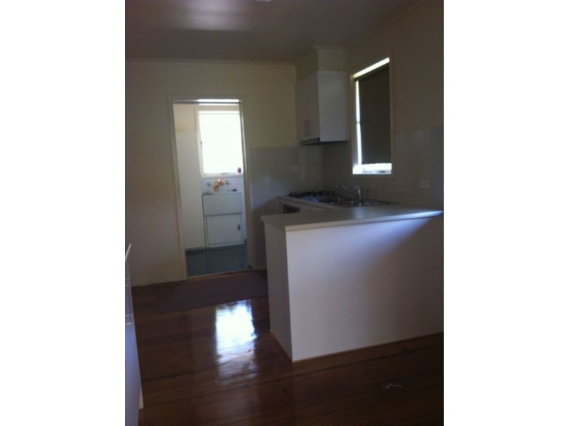 24 Cootamundra Avenue, Rosebud West VIC 3940