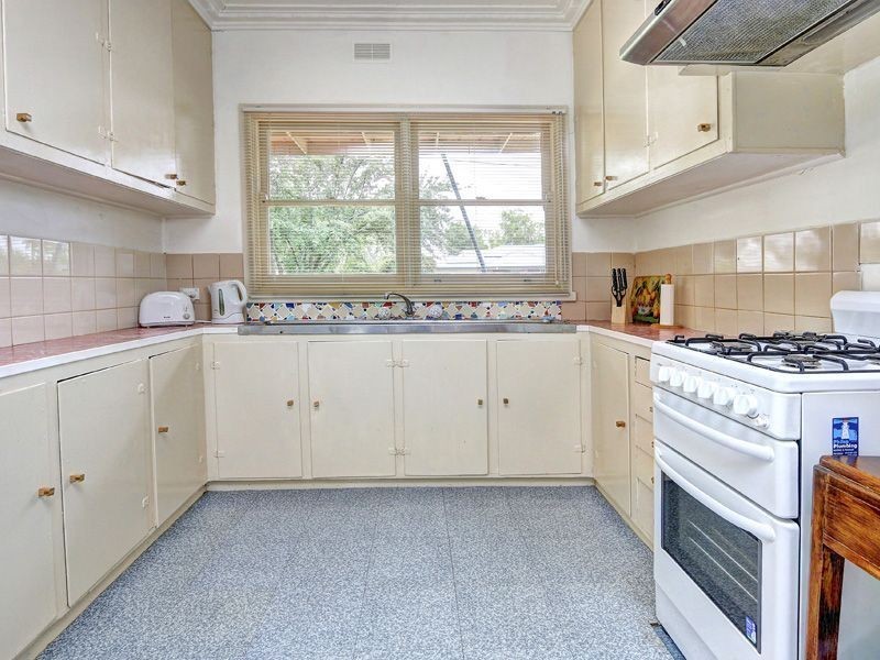 32 Broadway, Rosebud West VIC 3940