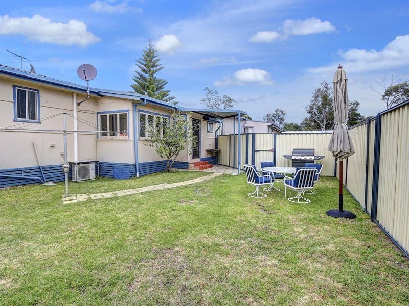32 Broadway, Rosebud West VIC 3940