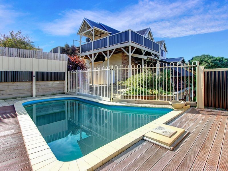 2 Sandpiper Court, Rosebud West VIC 3940