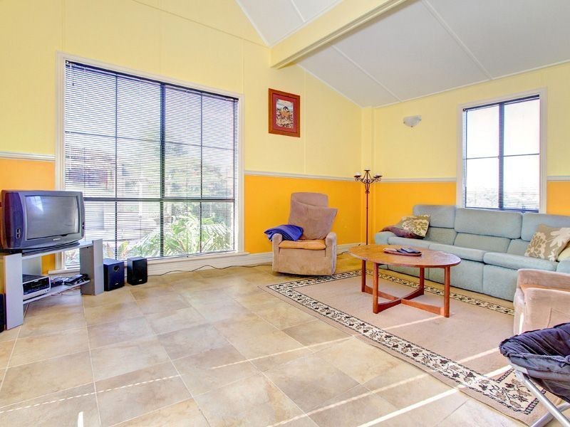 2 Sandpiper Court, Rosebud West VIC 3940