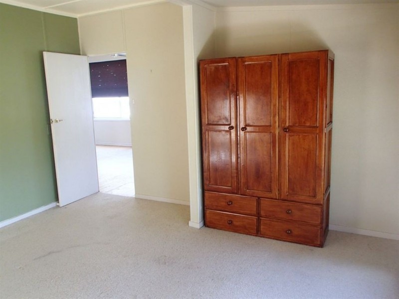 99 Third Avenue, Rosebud VIC 3939