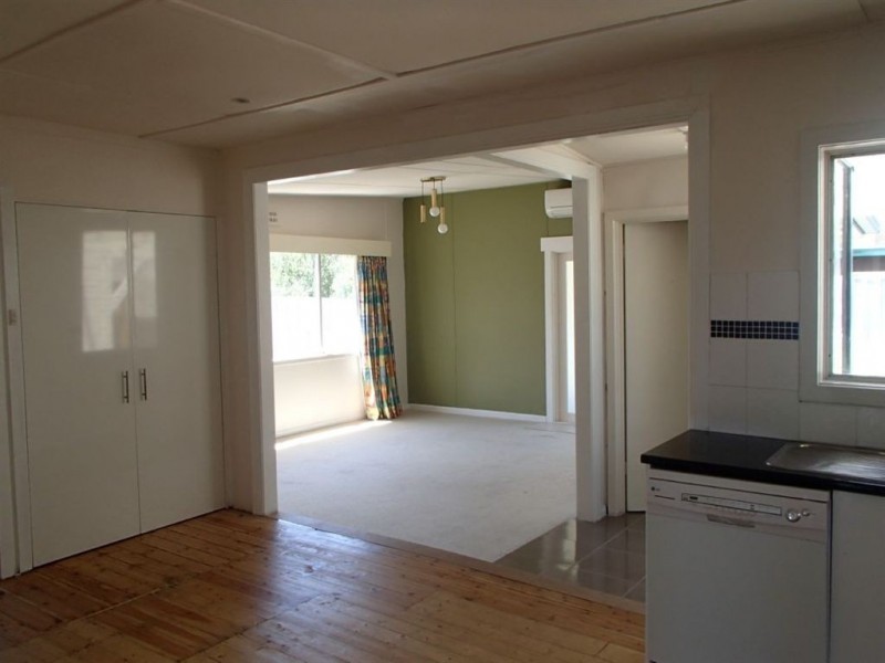 99 Third Avenue, Rosebud VIC 3939