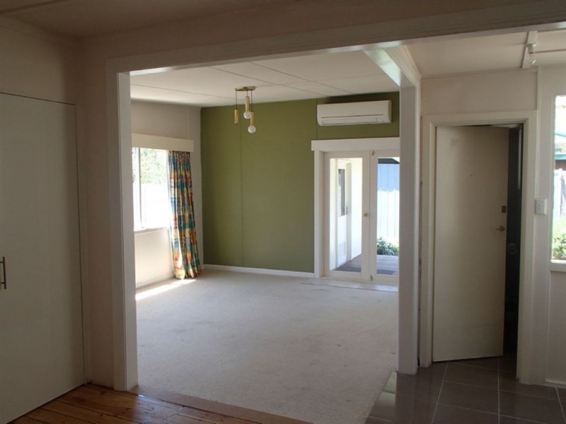 99 Third Avenue, Rosebud VIC 3939