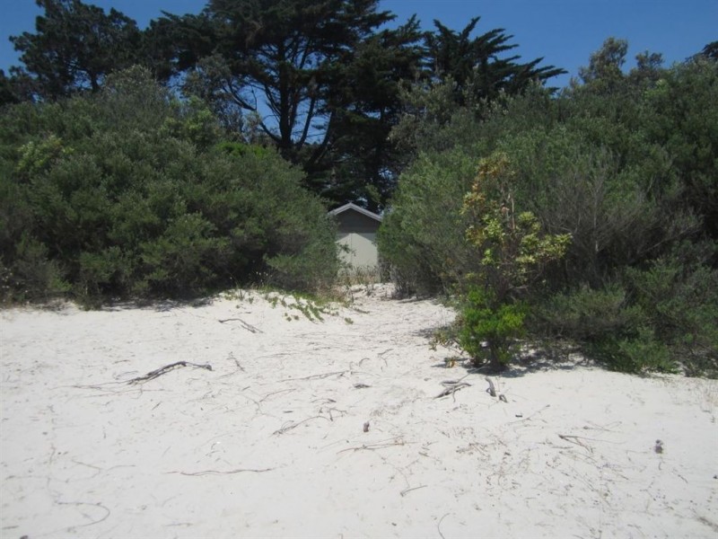 40 Boatshed Capel Sound Beach, Rosebud West VIC 3940