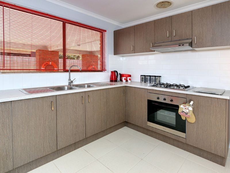 2 Feltham Court, Rosebud VIC 3939