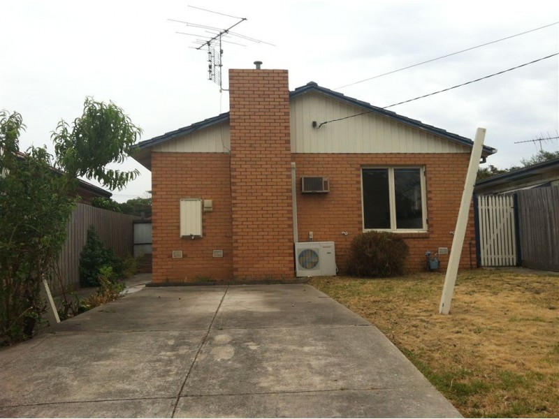 57 Seventh Avenue, Rosebud VIC 3939