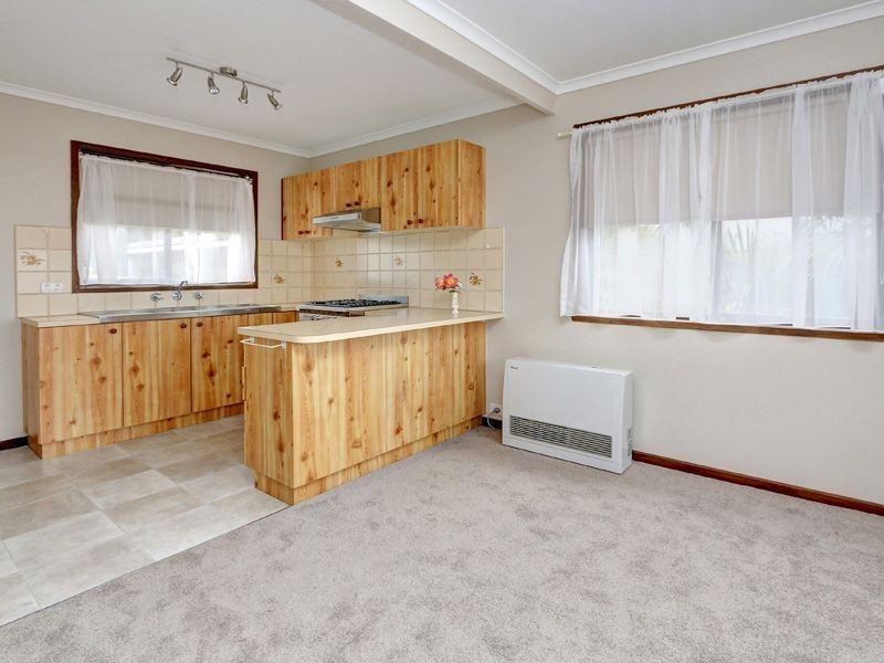 1 Troon Road, Rosebud VIC 3939