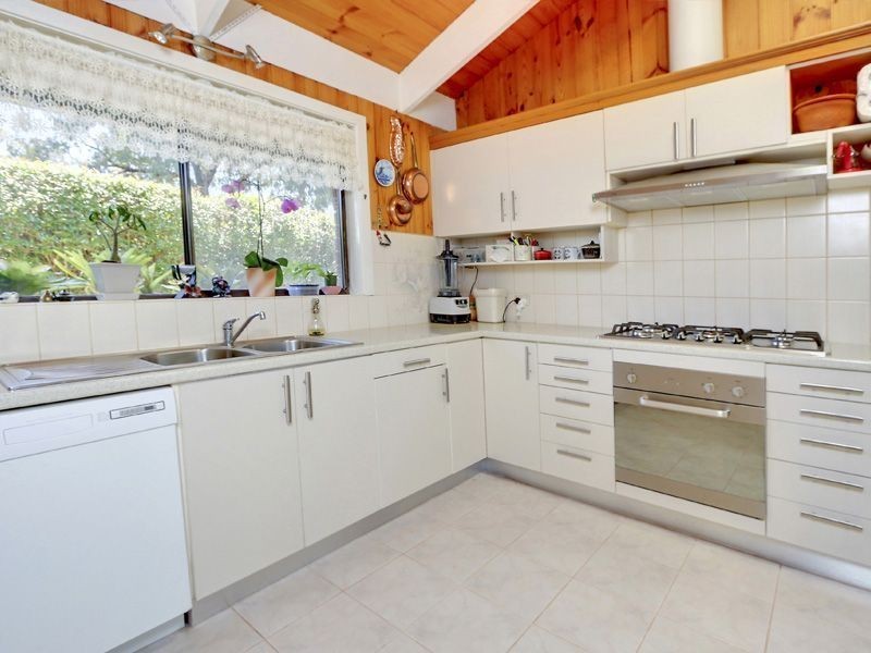 18 Irving Court, Rosebud West VIC 3940