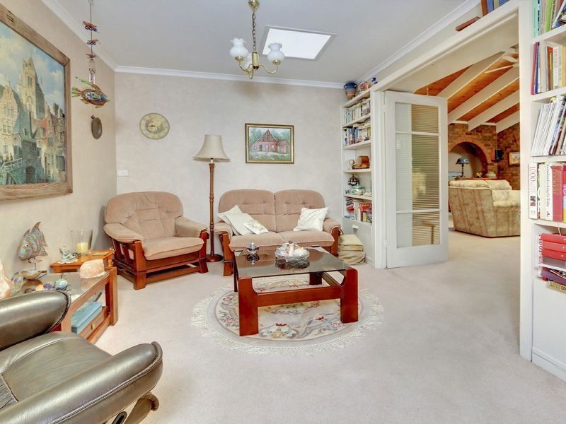 18 Irving Court, Rosebud West VIC 3940