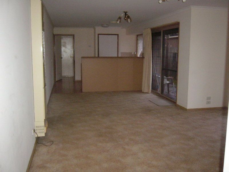 122 Sixth Avenue, Rosebud VIC 3939