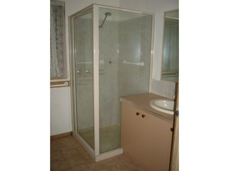 122 Sixth Avenue, Rosebud VIC 3939