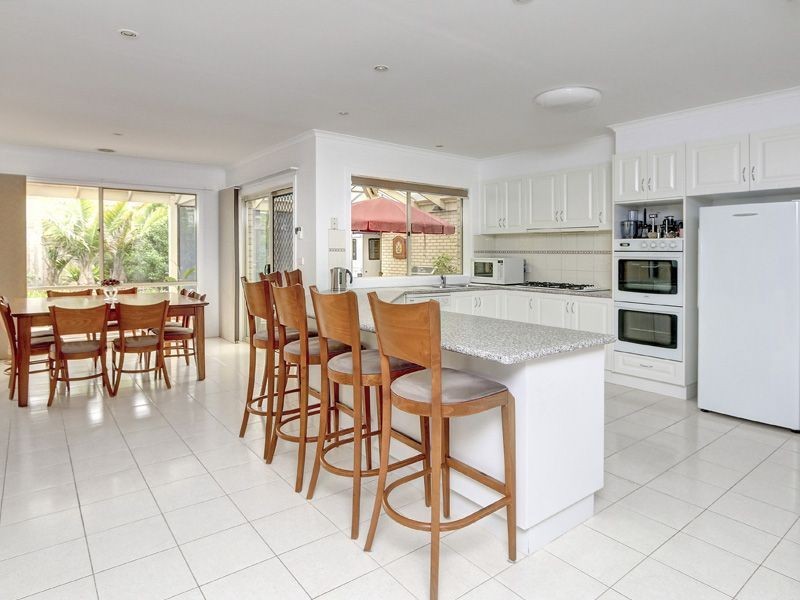 9 Phillips Court, Mount Martha VIC 3934