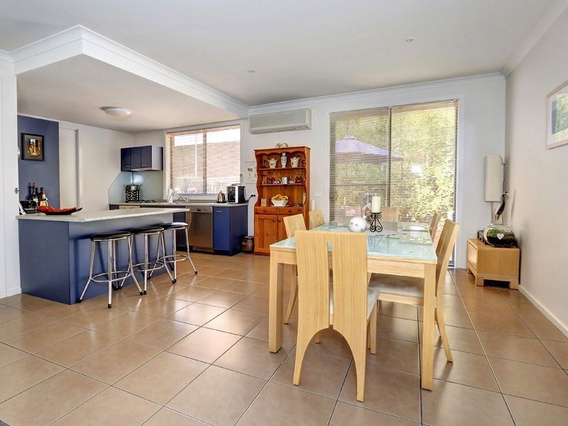 2/1 Adams Avenue, Rosebud VIC 3939