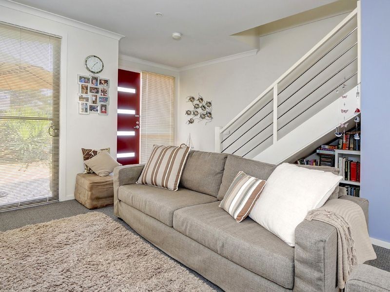 2/1 Adams Avenue, Rosebud VIC 3939