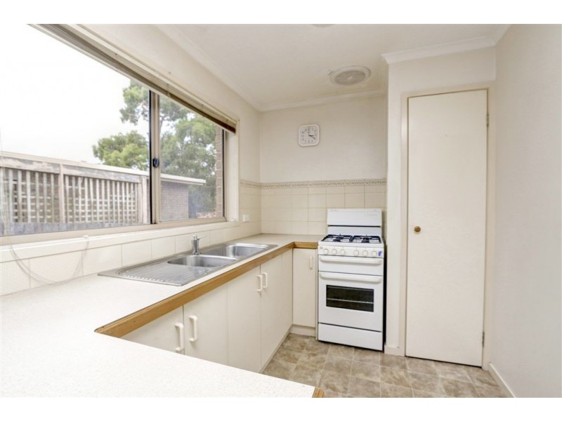 119 Fifth Avenue, Rosebud VIC 3939