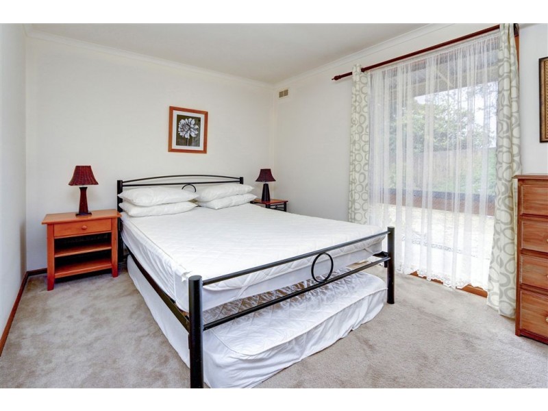 23 Flamingo Road, Rosebud West VIC 3940