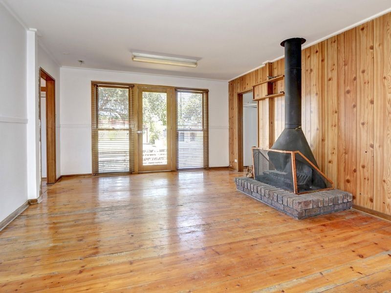 25 Fifth Avenue, Rosebud VIC 3939