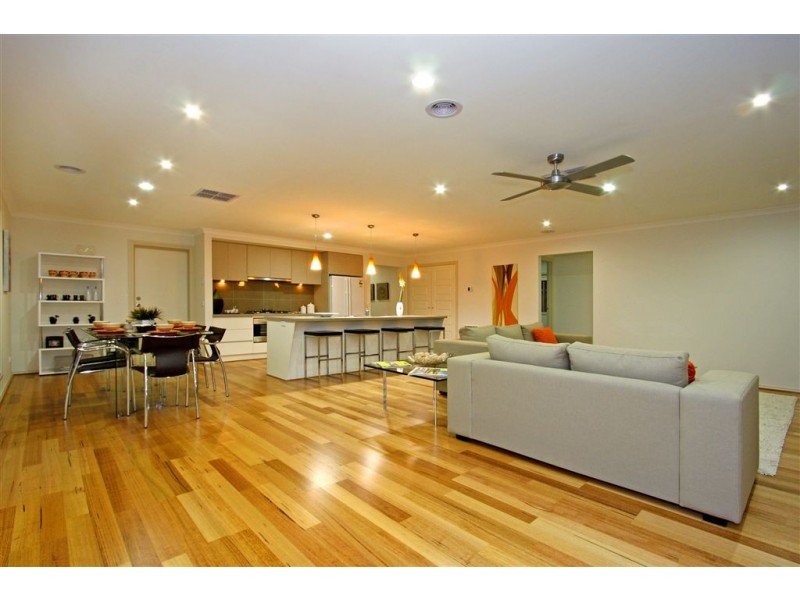 5 Peninsula Sands Blvd, Rosebud VIC 3939