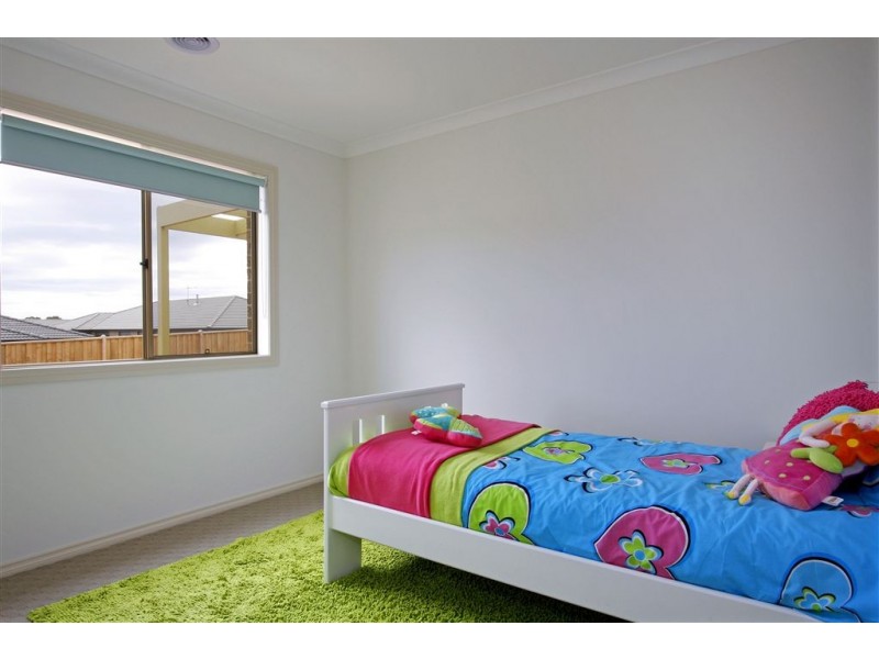 5 Peninsula Sands Blvd, Rosebud VIC 3939