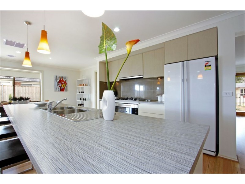 5 Peninsula Sands Blvd, Rosebud VIC 3939