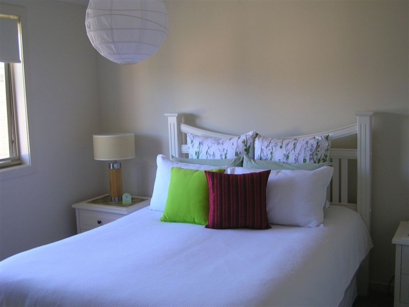 2/13-15 Carrigg Street, Dromana VIC 3936