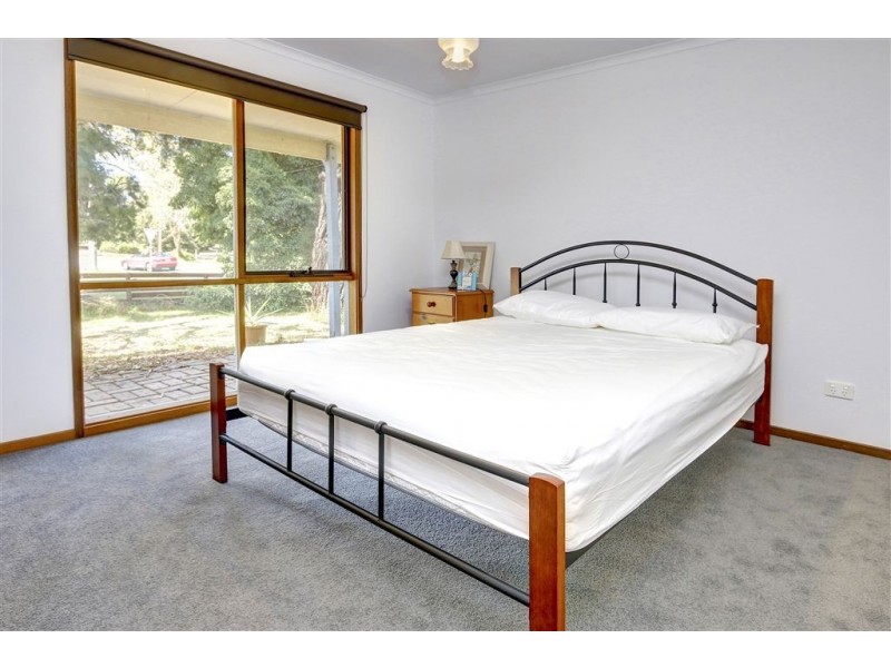 498 Waterfall Gully Road, Rosebud VIC 3939