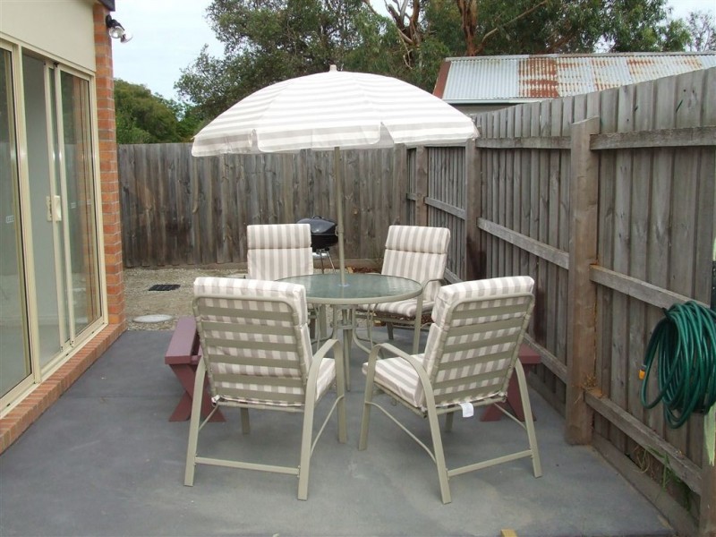 2/28 Mark Street, Rosebud VIC 3939