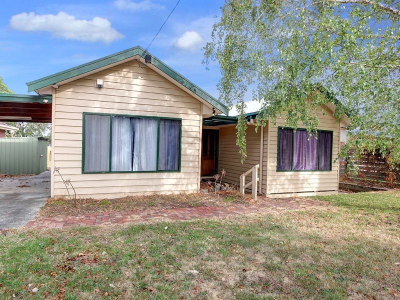 50 Whitehead Grove, Rosebud West VIC 3940