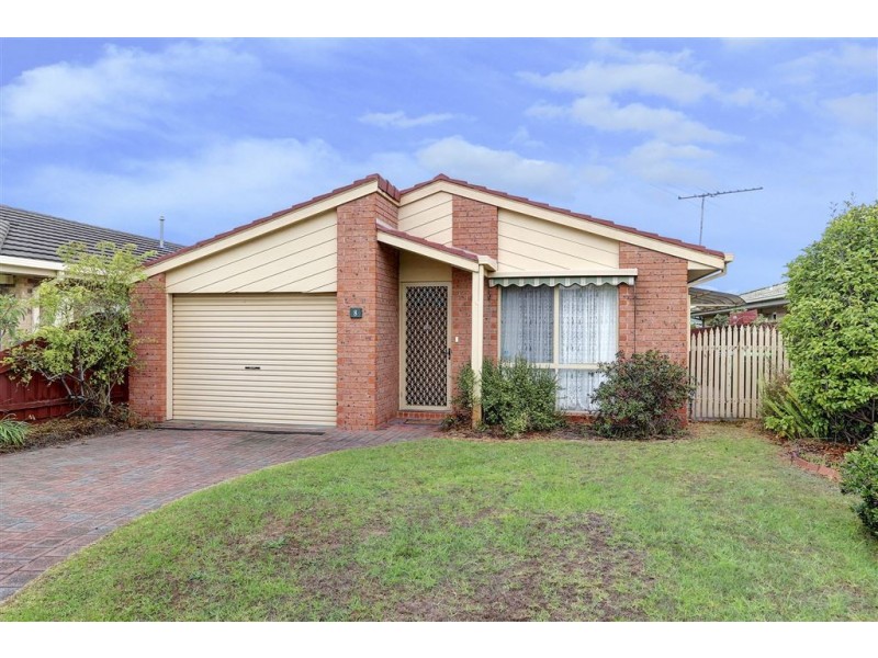 8 Banksia Place, Rosebud VIC 3939