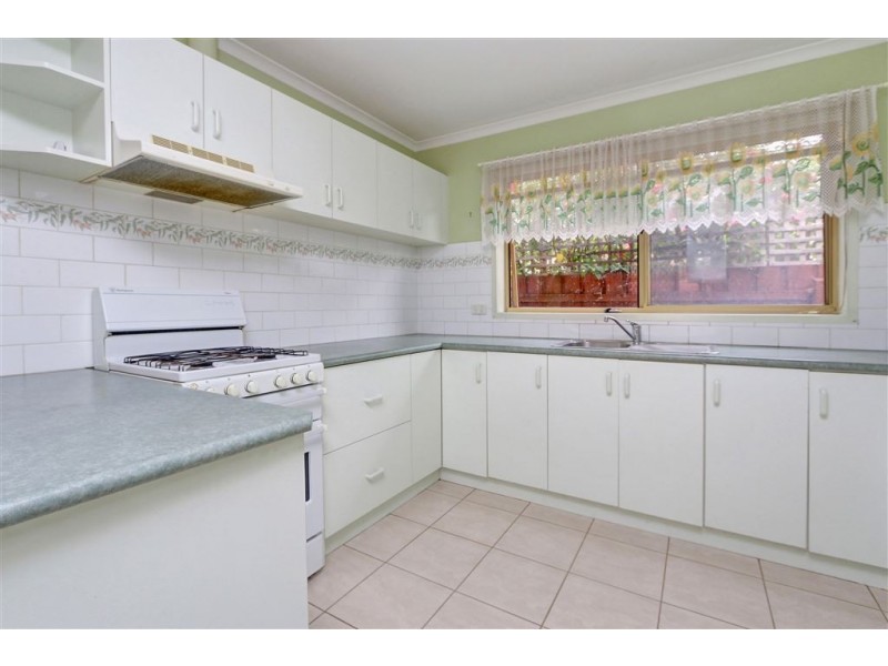 8 Banksia Place, Rosebud VIC 3939